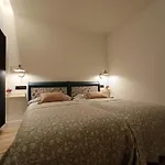 Piso Carpio, 22 By Pisoschulospuntoes דירה