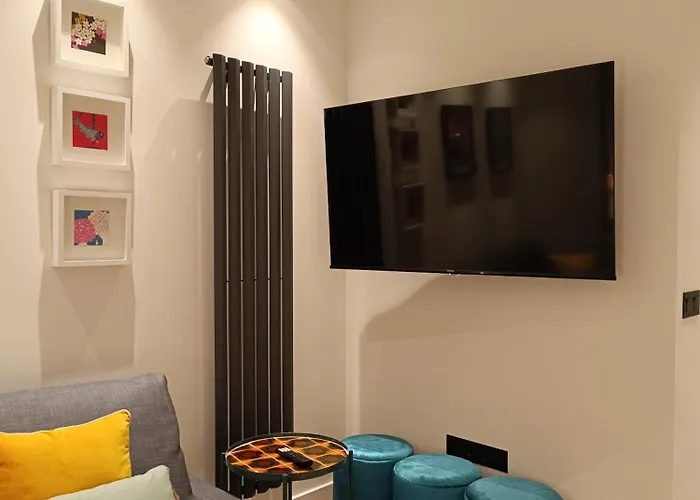 Piso Carpio, 22 By Pisoschulospuntoes Leão